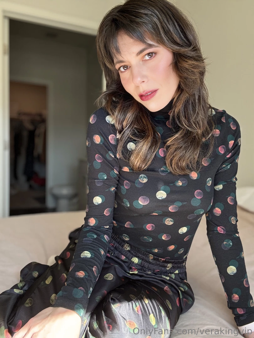 Am i cuter with my clothes on or off part 1 