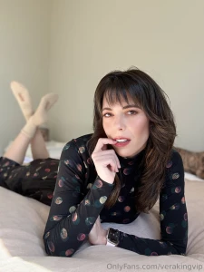 Am i cuter with my clothes on or off part 8