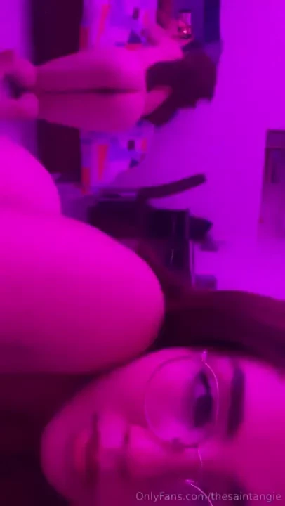 I need someone to cum and make my ass warm 