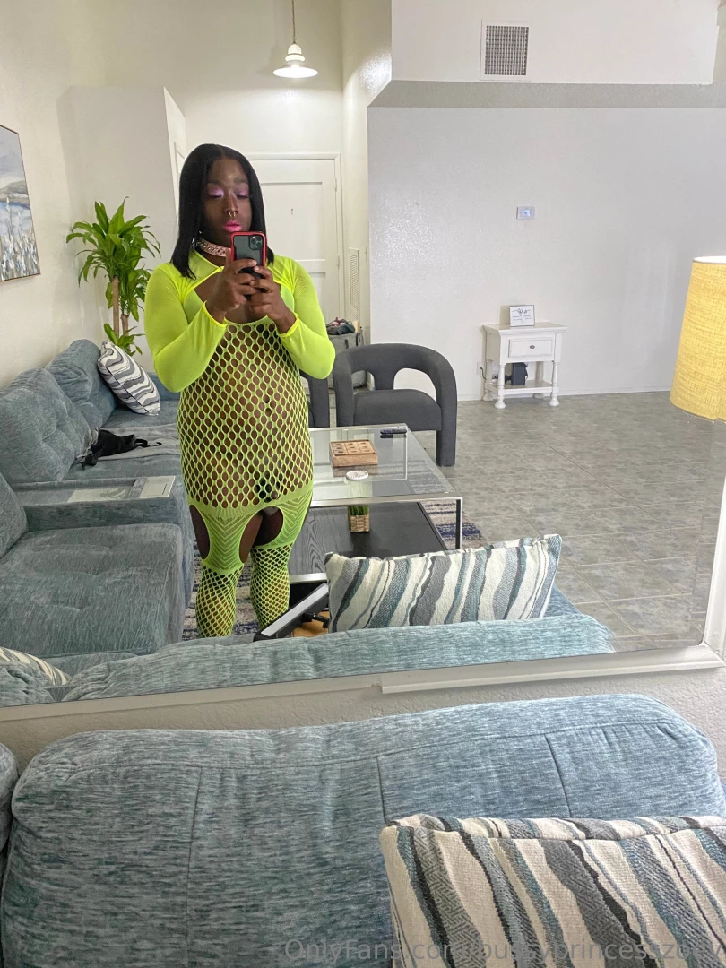 It s date night don t keep me waiting daddy 