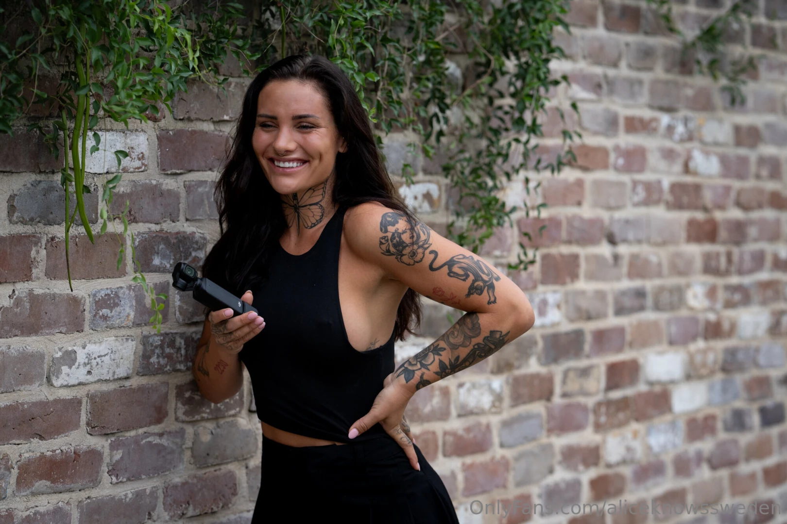 Happiness looks good on me but it ll look even better on you 