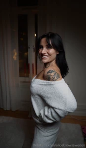 It s a bit cold outside but i m sure you can warm me up