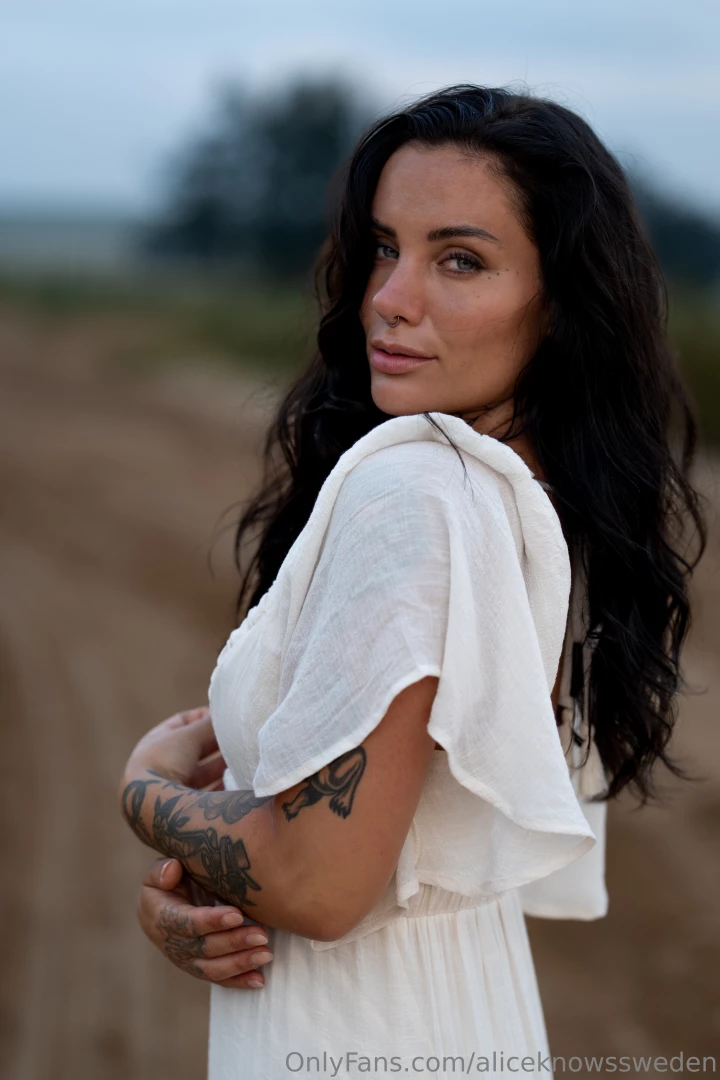 Moments before leaving florida captured by yrsaclicks on a sunlit dirt 