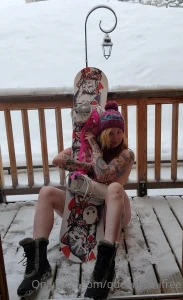 Snowboarding i m off snowboarding for christmas fun huh anyways i know