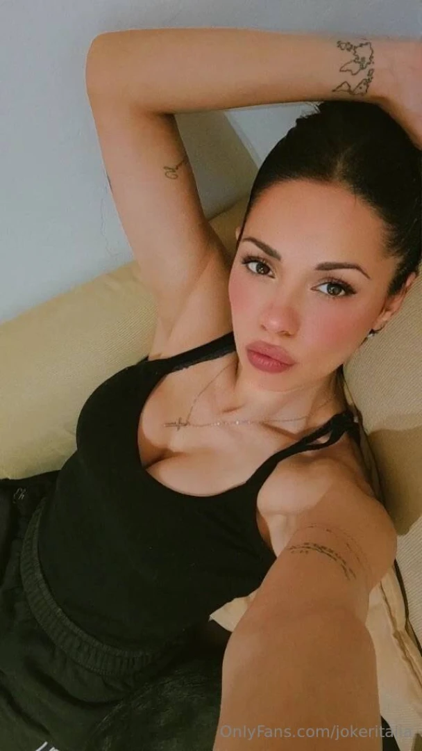 Ciao sono elisa appena trasferita in italia pronta a scoprire nuove part 6 