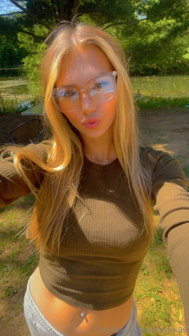 Ask me for my snapchat 