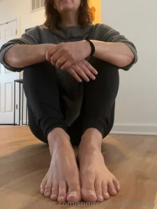 Whose ready to stretch with me or me part 1