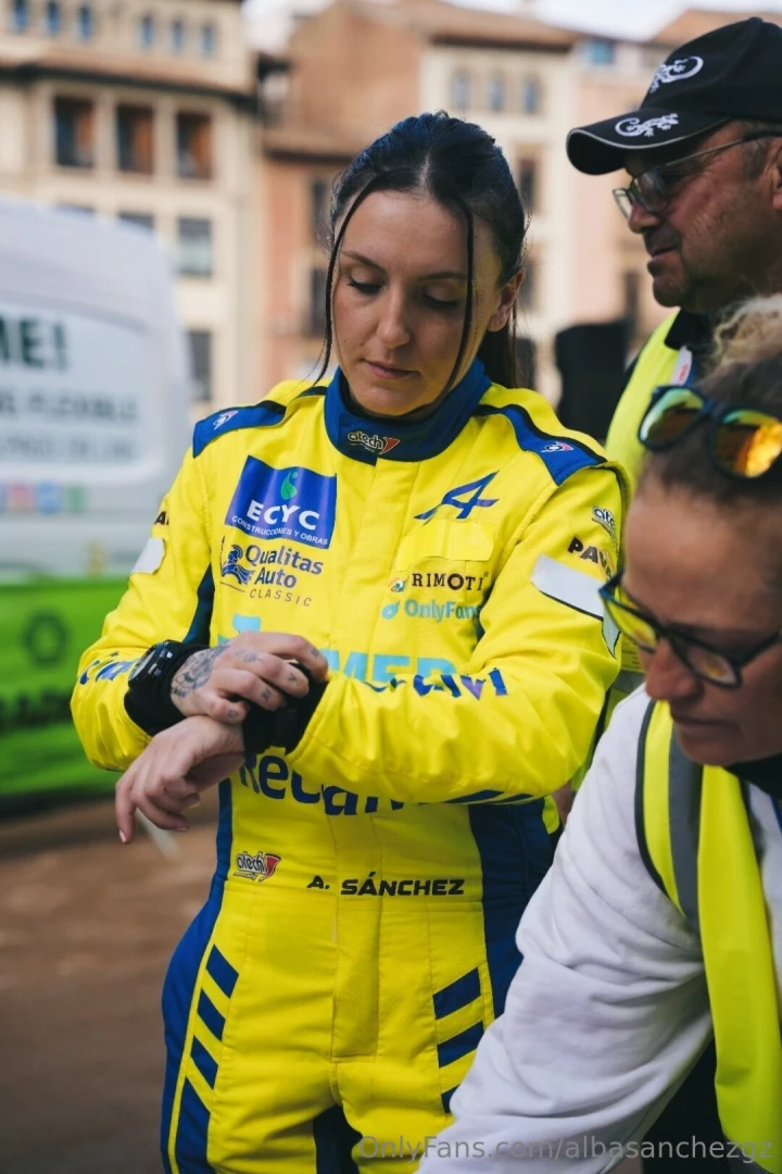 Hola este finde cambiamos de look y de asiento ahora de coger el 