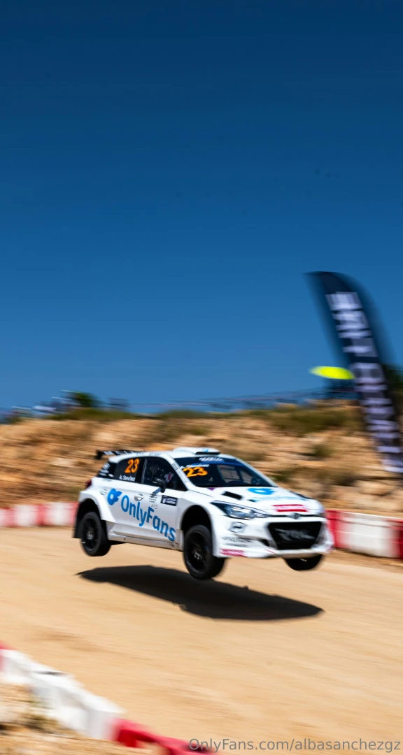 Time to change your mobile wallpaper is now 