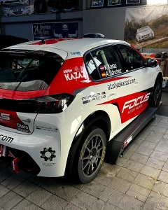 New car for this rally rally4 the old category r2