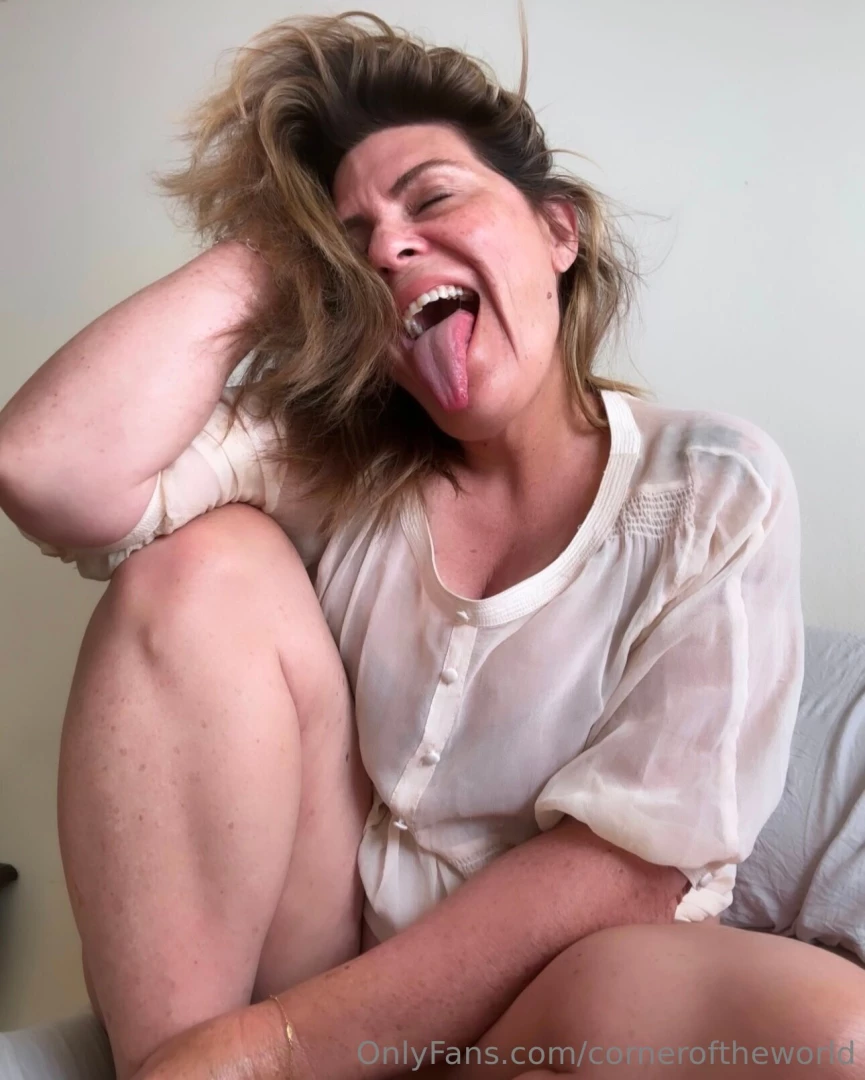 Since i am going to be live streaming with my bebe magiclilly32 on 