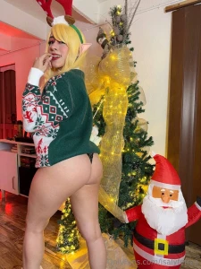 Te gusta mi arbolito de navidad amor o te gustar a mas quitarme el