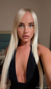 Ich finde hier sehe ich richtig heiss drauf aus findest du auch i