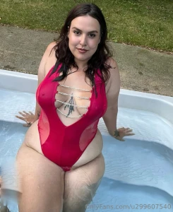 Squishy body makes for the best cuddles stephoshiri stephoshiri