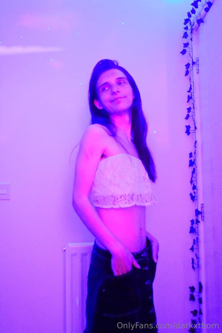 Does daddy want to bent me over and flip my skirt up 