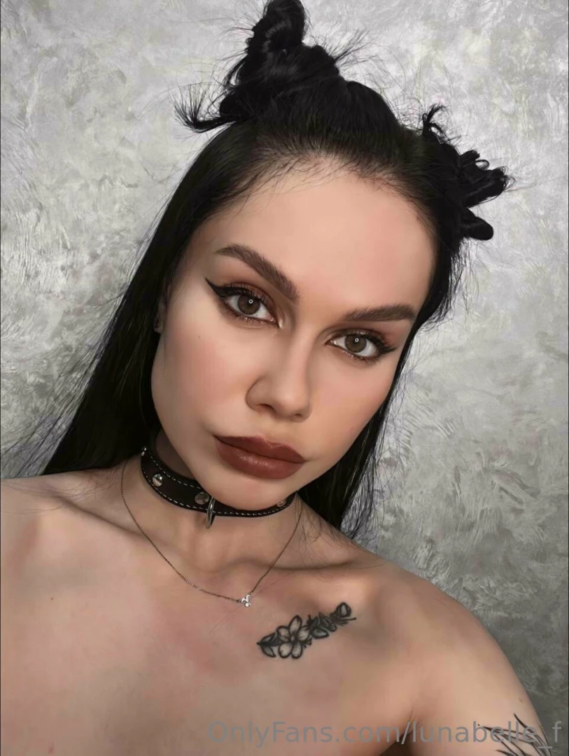 Feeling fierce and fabulous in this pic 