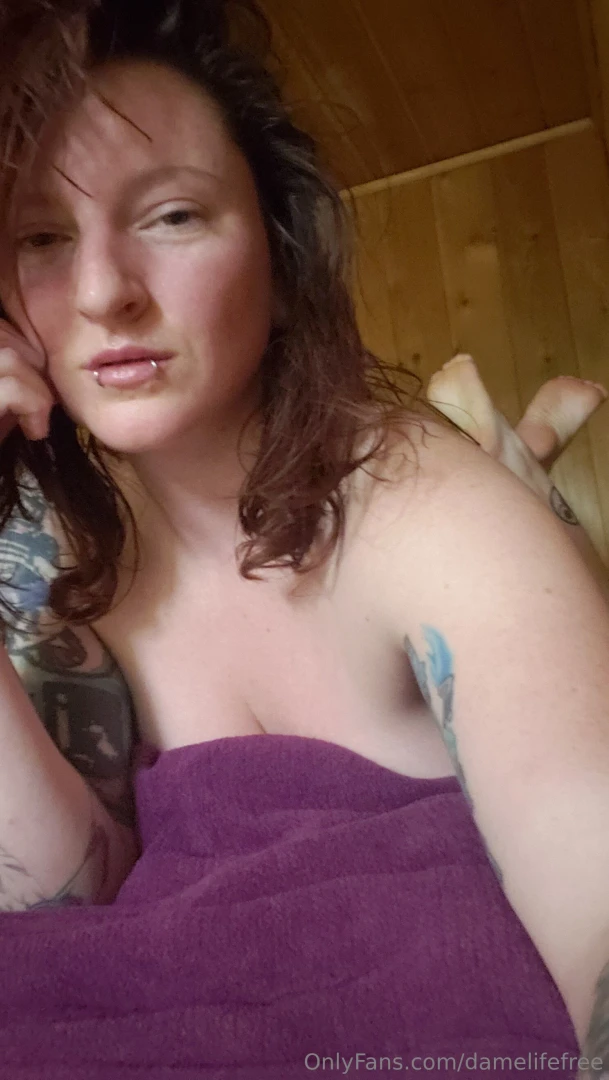I ve been using the sauna after my workouts lately hot and sweaty part 1 