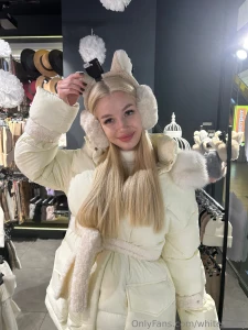 This is the kind of winter we have do you have snow part 2