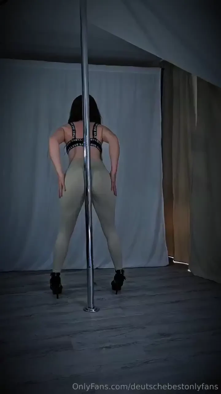 Ms_jenny hey ich bin jenny ich liebe tiere habe selber zwei hunde und part 8 