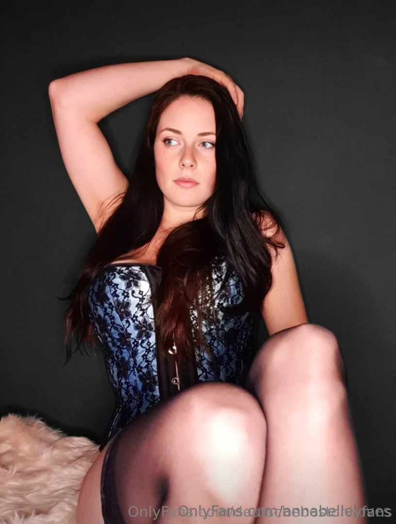 Neu auf of annabelle - 29 jahre alt aus augsburg gro e naturbr ste ein 