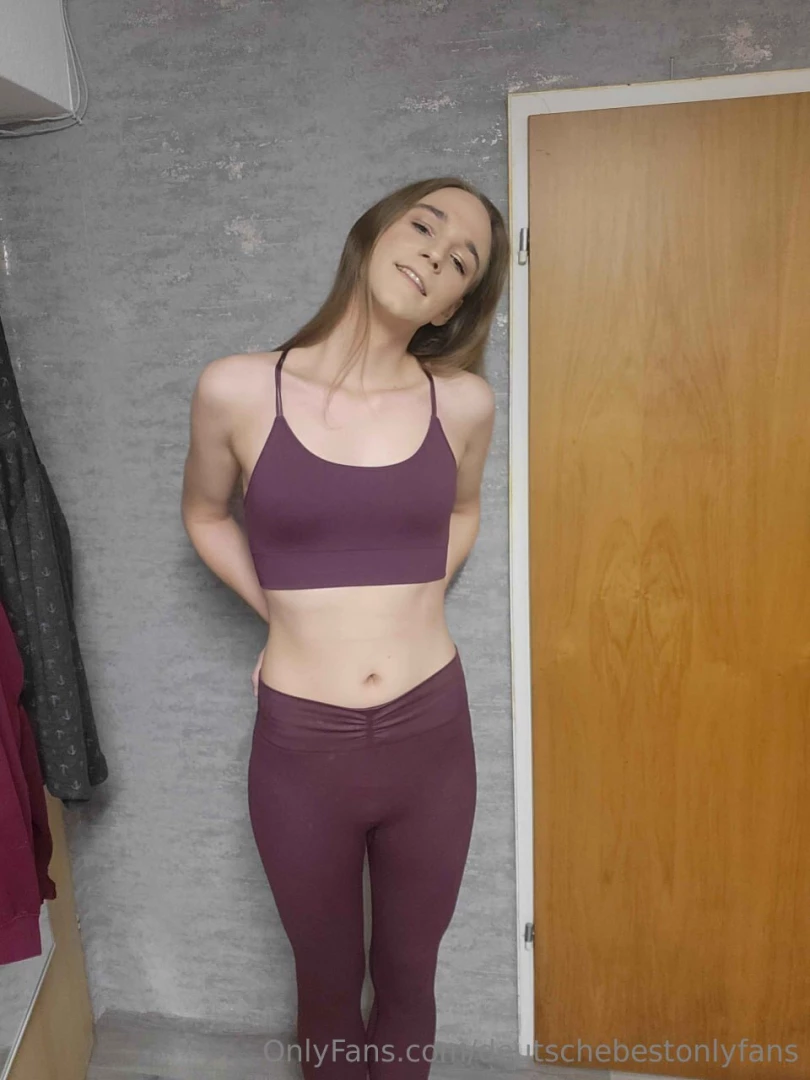 Lilanessa ich bin 23 jahre transfrau ich liebe es verr ckte sachen zu 