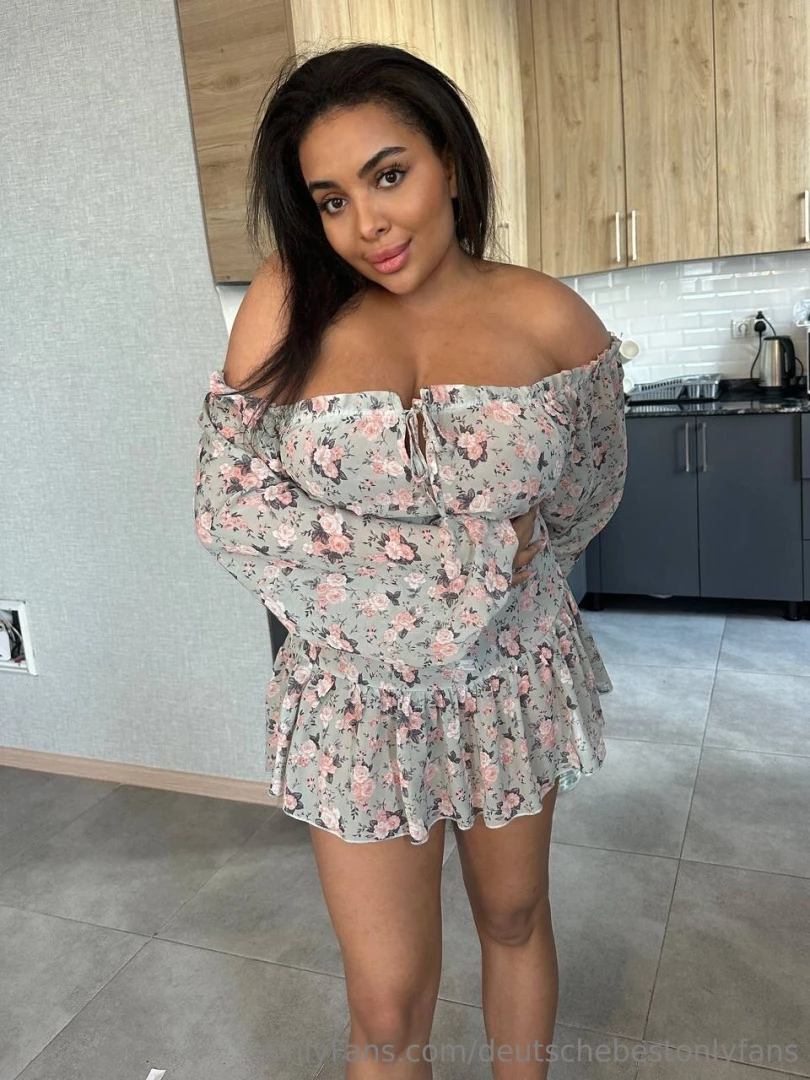 Emma schwarz hey ich bin emma 23 jahre alt und arbeite als part 1 