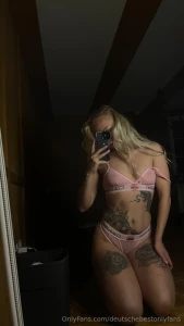 Nika_rose hey ich bin nika 24 jahre jung voller lebensfreude und part 4