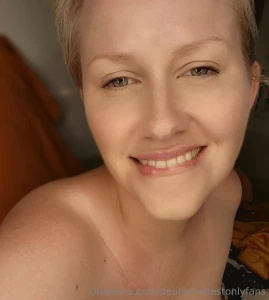 Xoxoflora heyyy ich bin flora 33 jahre und bin hier um neue menschen part 18