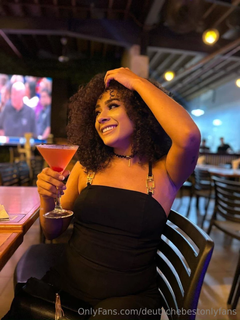 Kysi maykelin heyyy ich bin kysi 22 jahre alt und f r jeden spa zu 