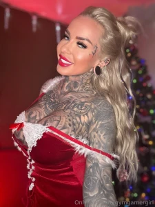 Merry christmas babes i appreciate all of you and hope your holiday is