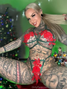 Just for you baby come get a closer look