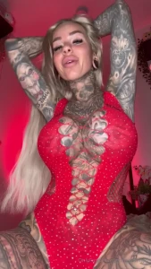 Any custom requests you have in mind let me fulfill your fantasy babe