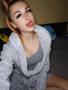 Fast bettbereit aber ich k nnte noch ein bisschen gesellschaft