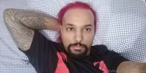 Laying down can t sleep let s have some fun