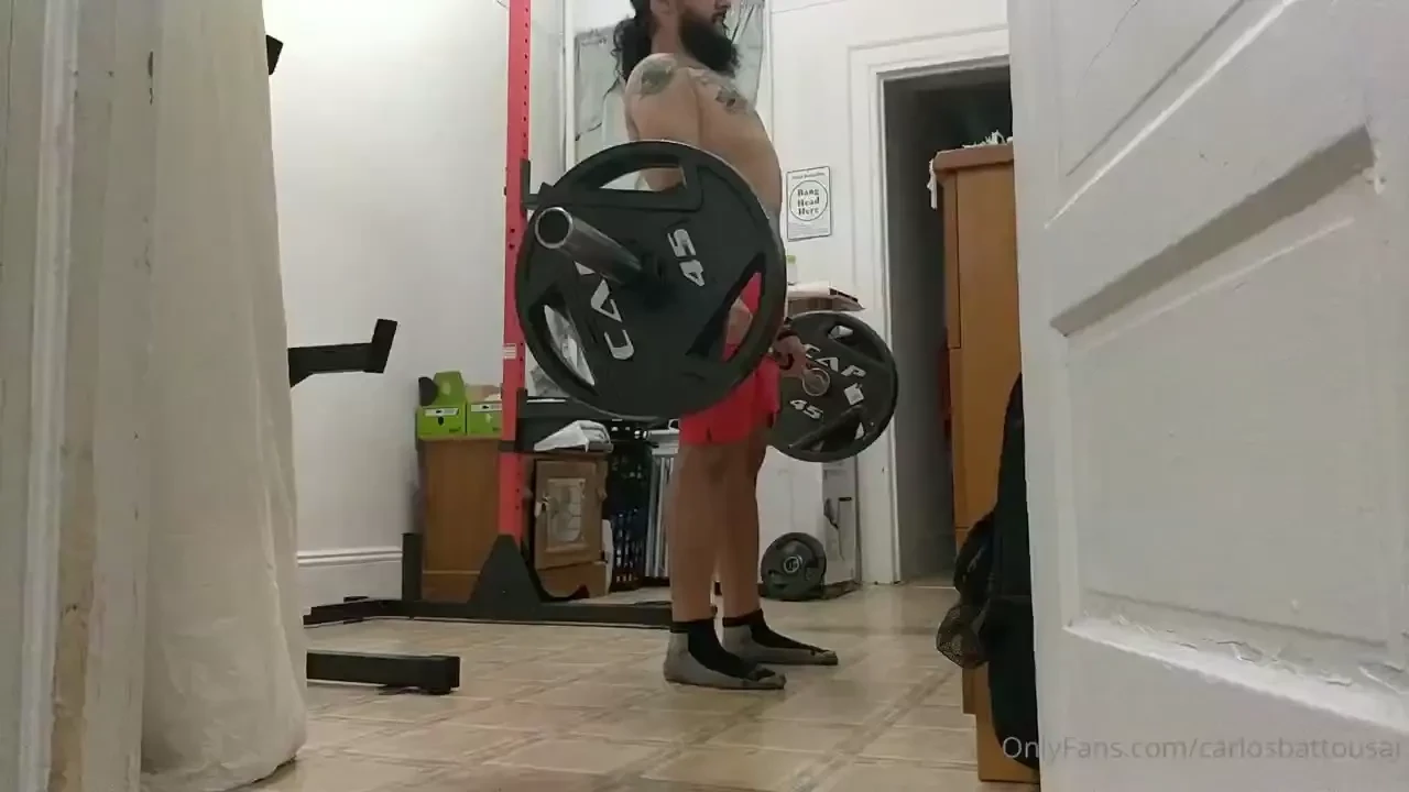 Deadlift pr 225 pounds this is a huge mile stone for me 