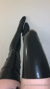 Latexfem part 27