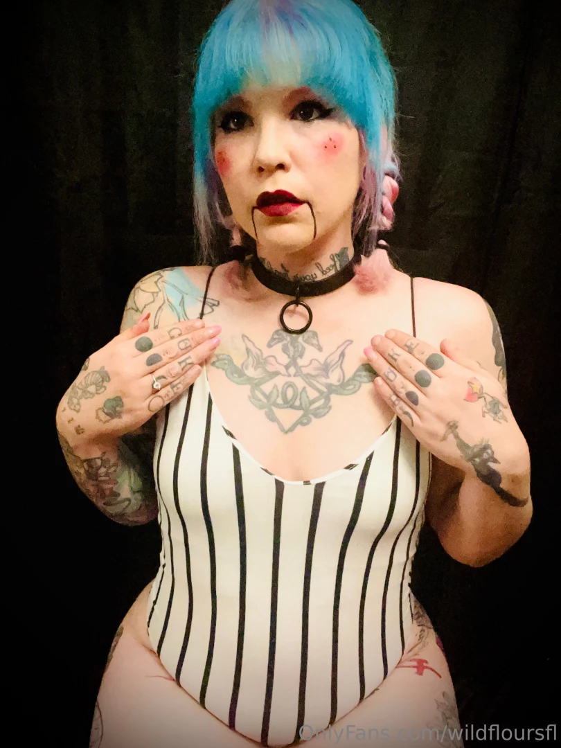 Won t you let a fuck puppet sit on your lap 