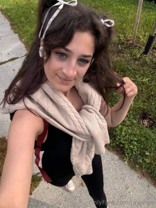 I am a very active girl and i can walk many kilometers just listening