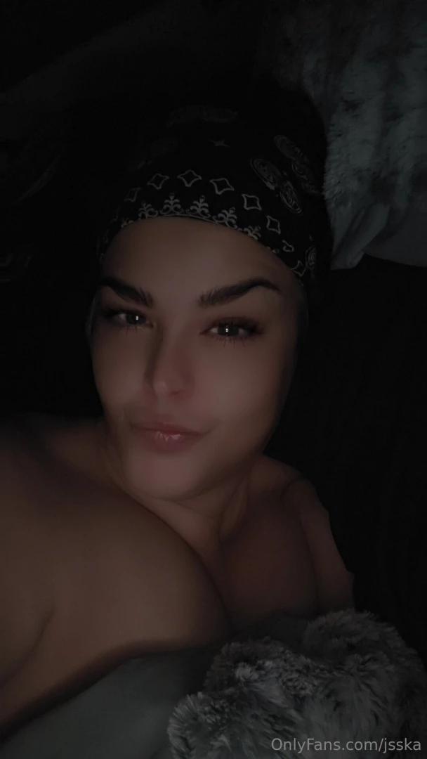 Been a hot minute real life s holding me hostage not how i like it 