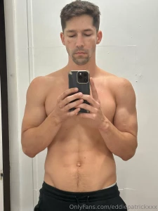 This was the biggest i ever was one year ago at 190lbs i just started part 2