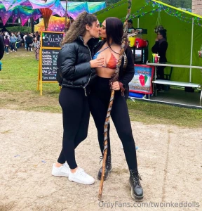 Schreib uns an wenn du nackte tatsachen sehen willst