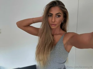 Hey baby wir haben es geschafft komm lass uns das wochenende richtig