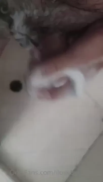 If you know me at all you know love posting shower pics and videos part 2 