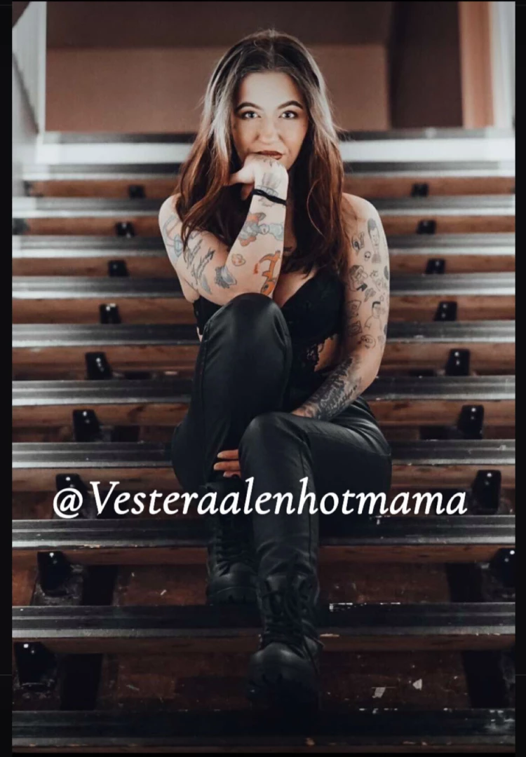 Norwegian queen vesteraalenhotmama vesteraalenhotmamavip 