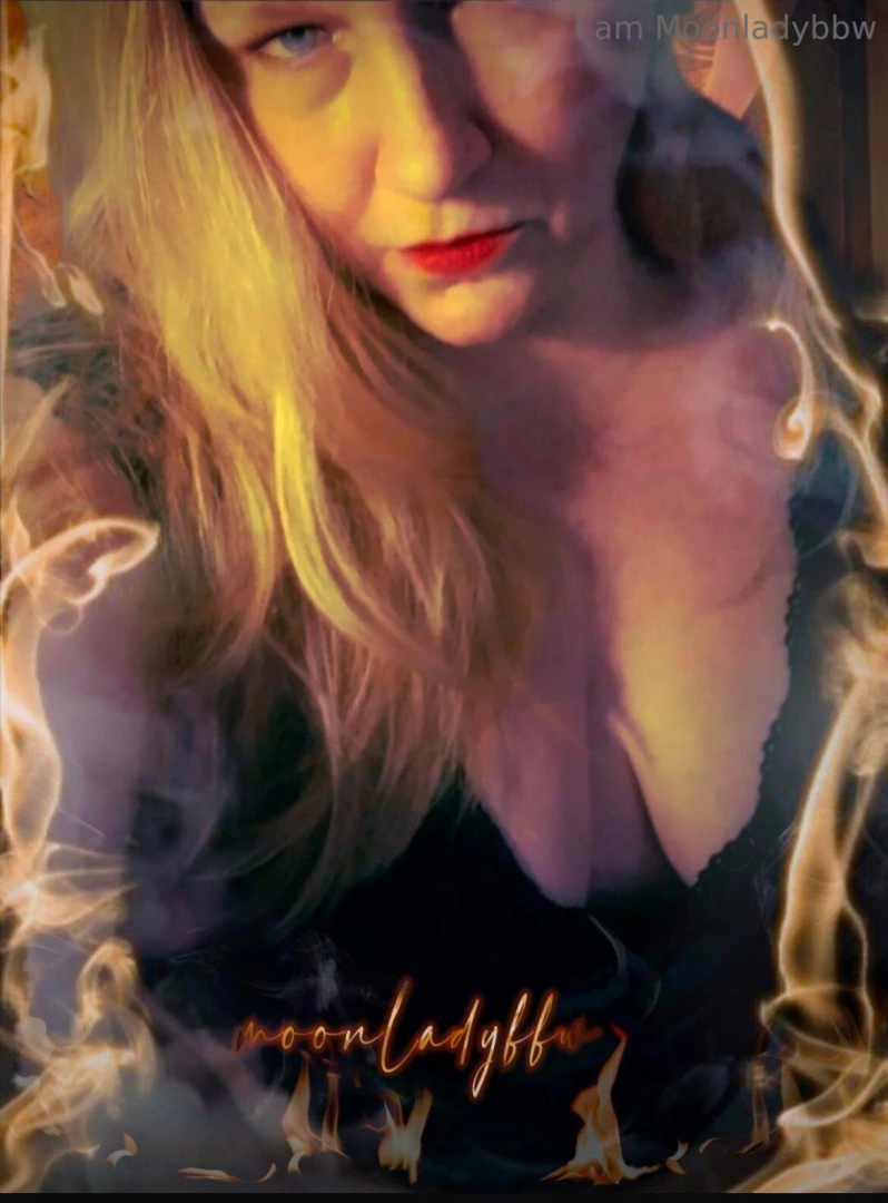 Moonladybbw_free mature bbw offering fans sexting video calls intimate 