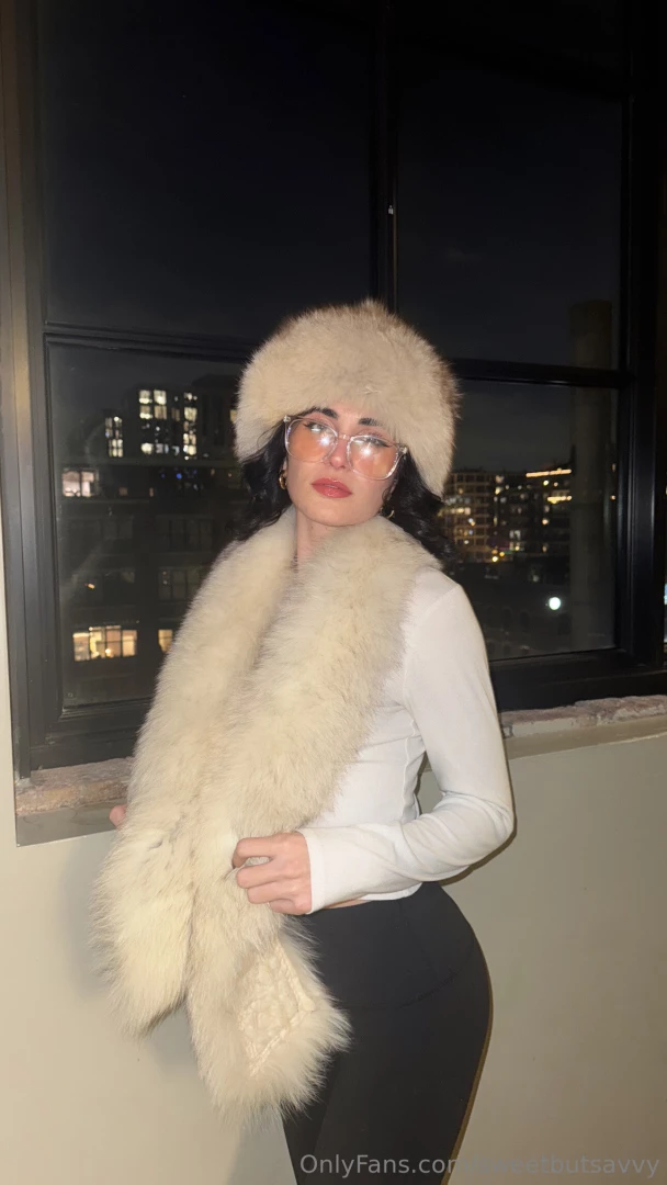 Snow bunny at your service 