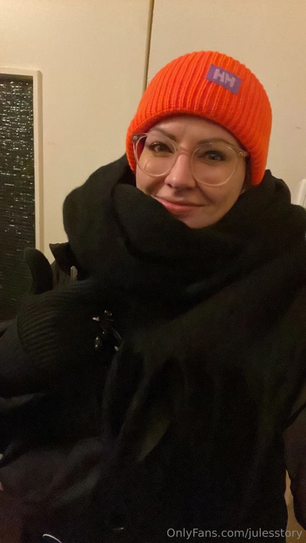 Es ist ja ganz sch n kalt geworden w rdest du mich nicht lieber w rmen 