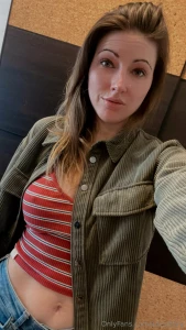 Finde es sehr erotisch am bauch gek t zu werden i find it very erotic