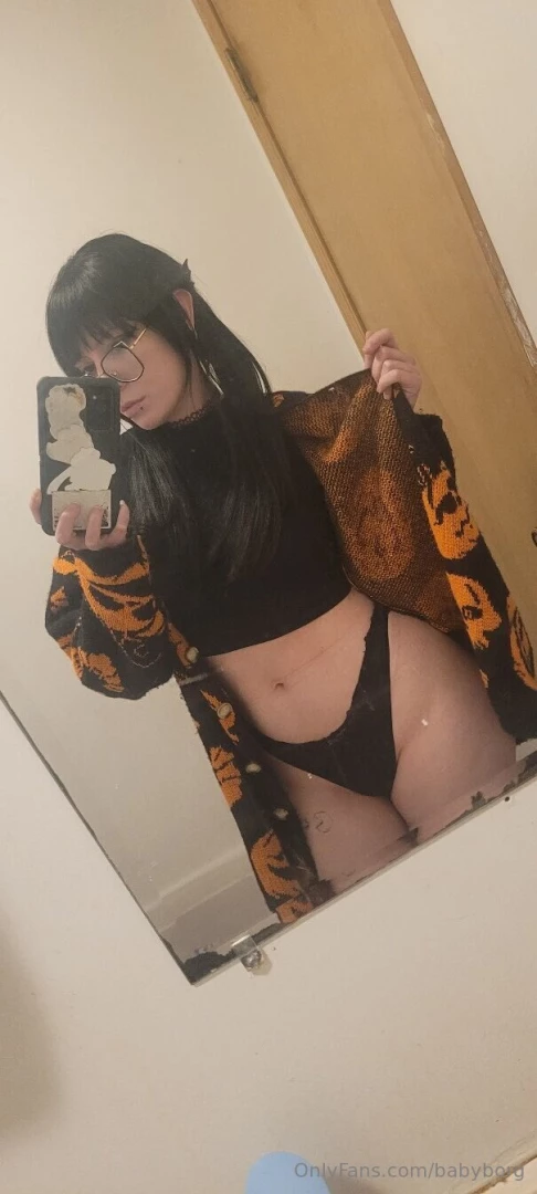 Yall i wanna send out the bj videos i do but i rewatched them and i 