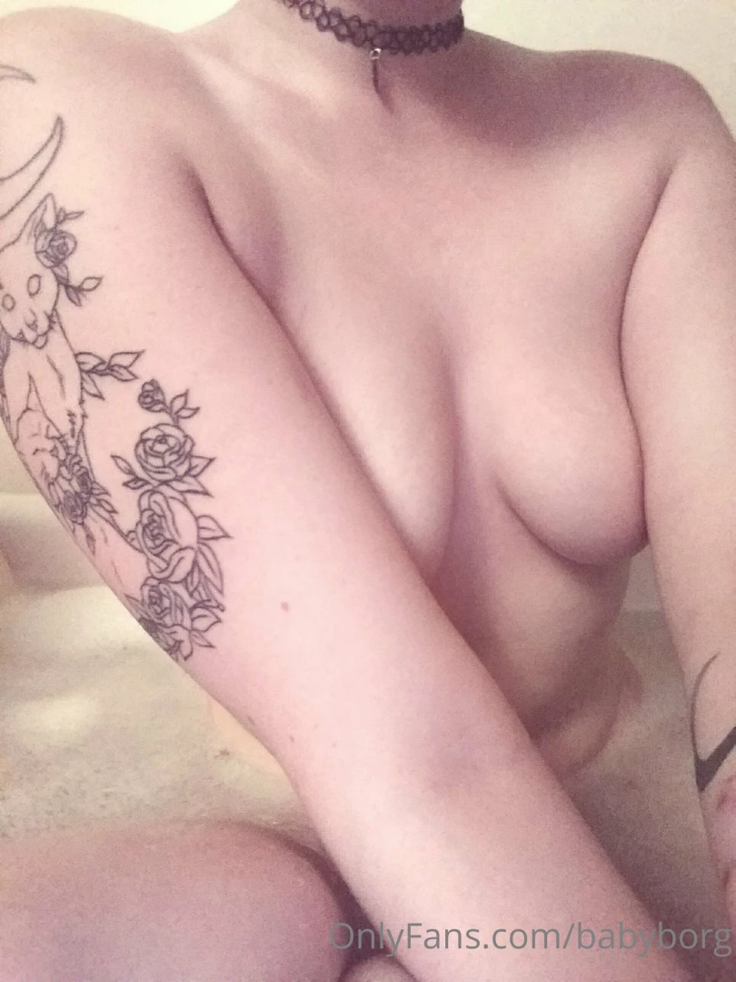 Hate the way i love you but you so sweet i always find a way to say 